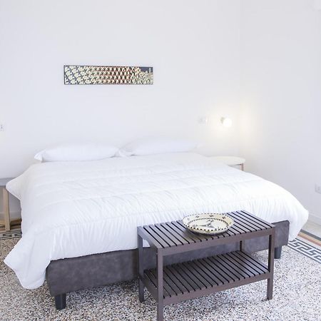 B&B Angioy 18 カリアリ エクステリア 写真